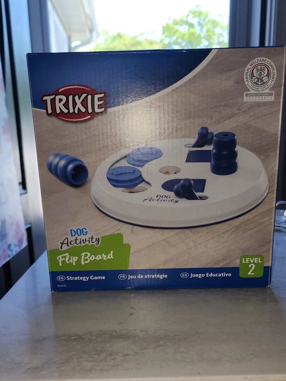 Trixie Dog Activity Flip Board - Blue/White